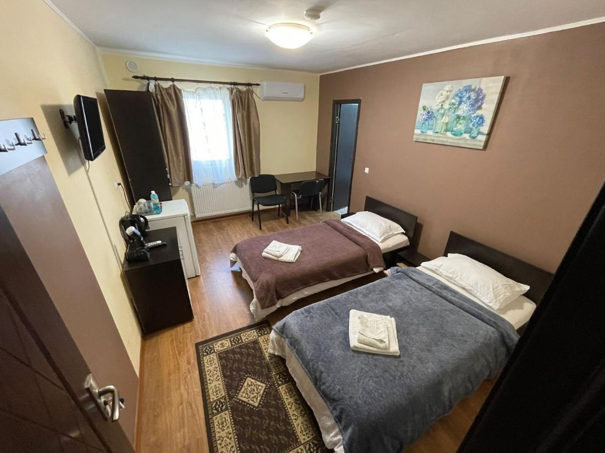 Buget B&B Focşani Eksteriør billede